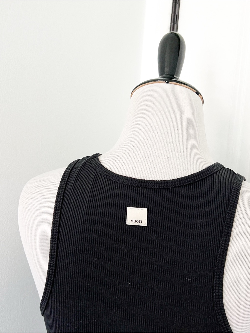 Vuori Black Ribbed Racerback Tank - Picture 4 of 4